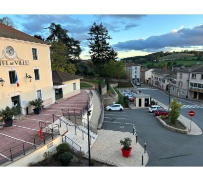 La Cigogne Aparthotel Panissieres Exterior photo